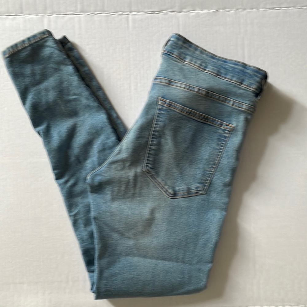 NWOT Skinny Jeans Devided.